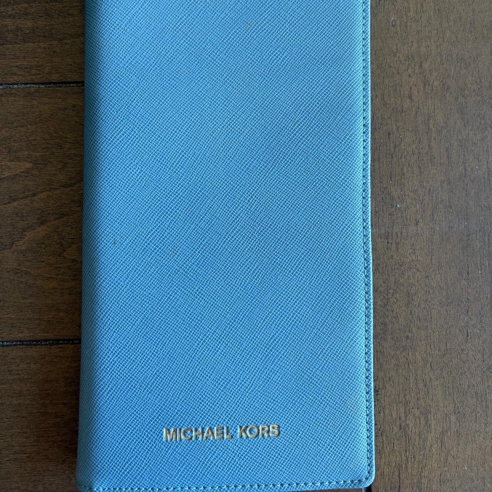 Michael Kors Travel Card + Passport Holder